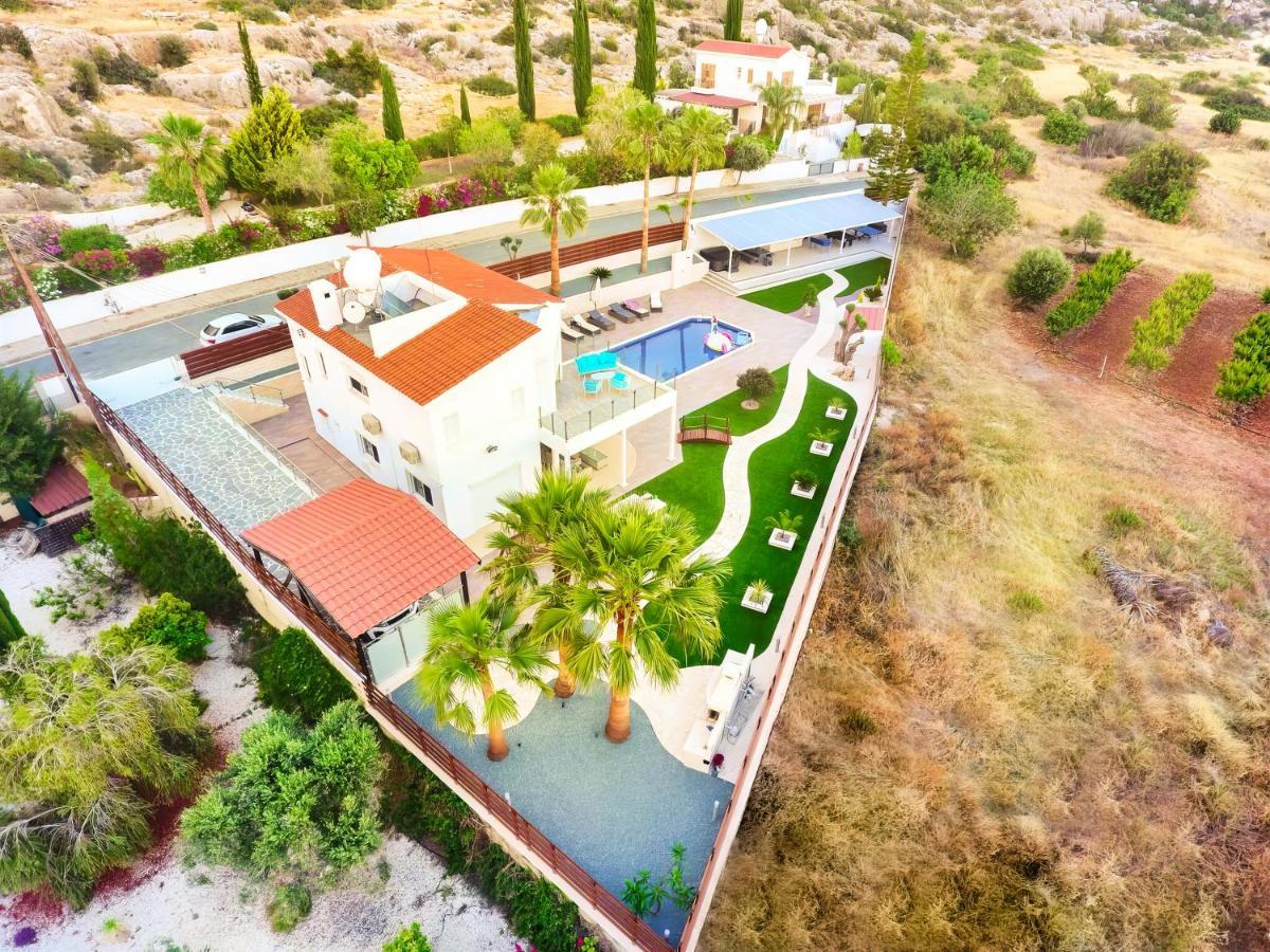 Villa Prasino Coral Bay Exterior photo